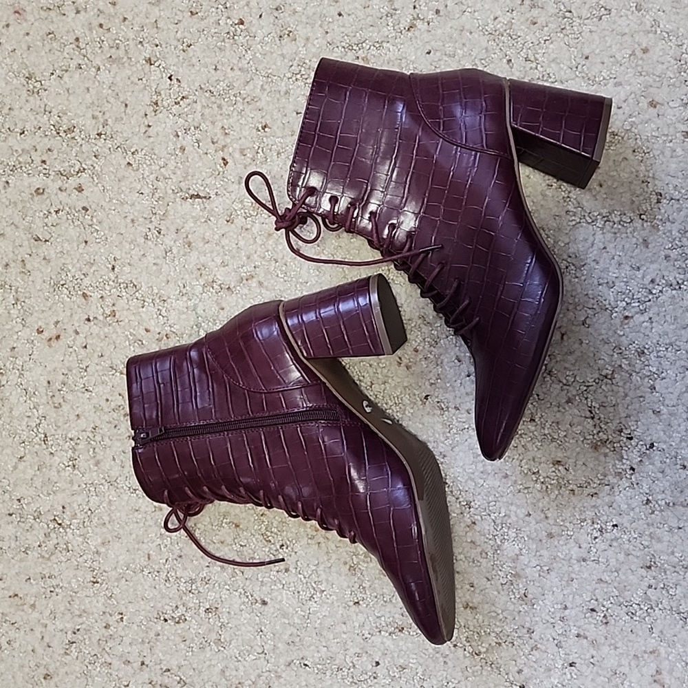 XOXO Lace Booties